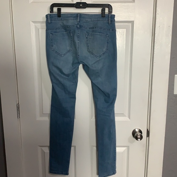 VS Siren Size 6 Holy Jeans - Picture 4 of 6